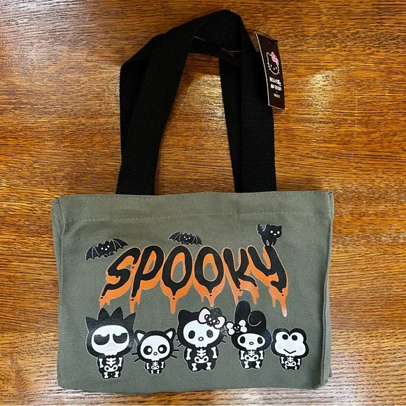 Forever 21 x Hello Kitty and Friends Spooky Tote Bag | NWT - Picture 2 of 5